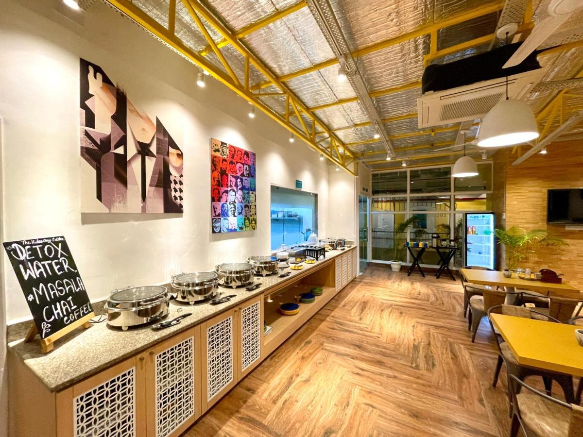 Bedzzz By Leisure Hotels, 1 Km From Dashwasamedh Ghat Hotel 3*